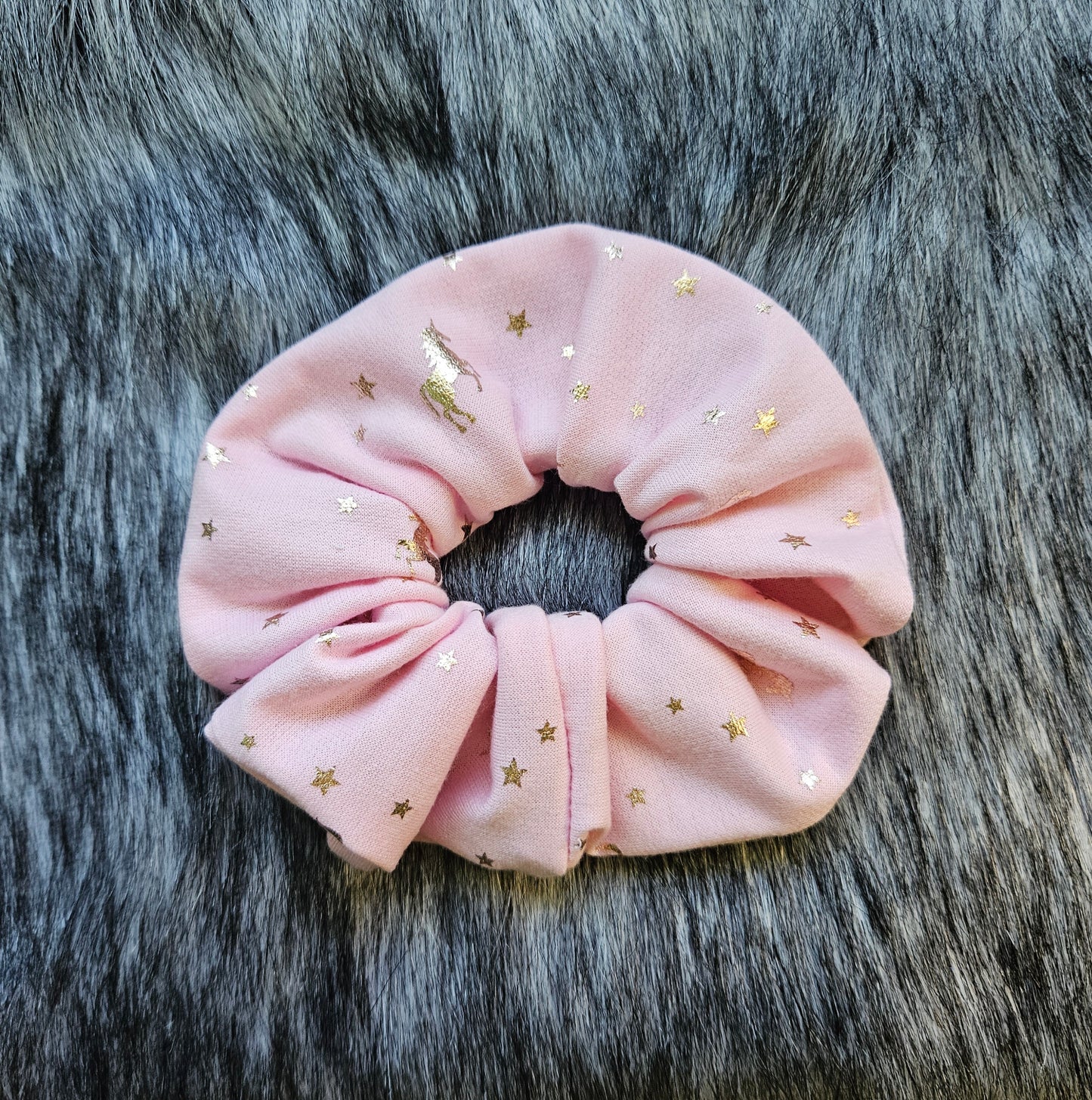 Chouchou licorne fond rose