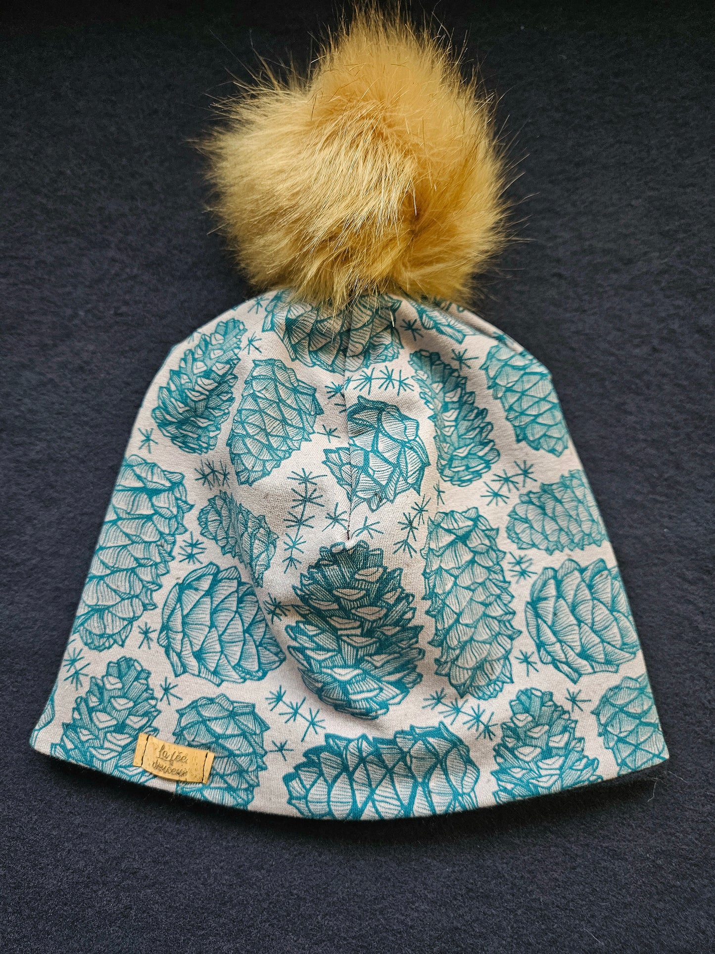 Tuque réversible cocotte de pins