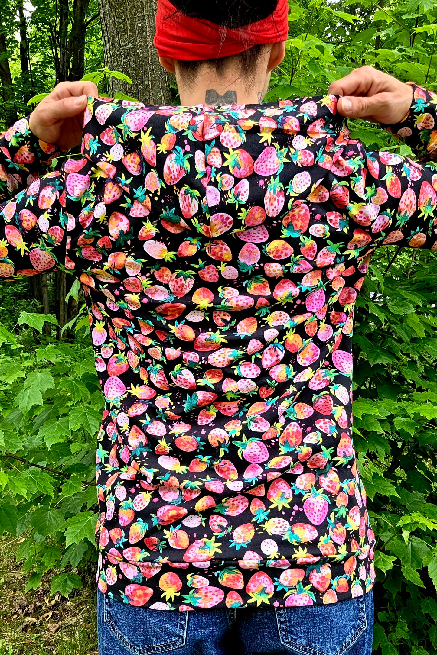 Hoodie FRAISES, chandail à capuchon et pochette en coton et lycra
